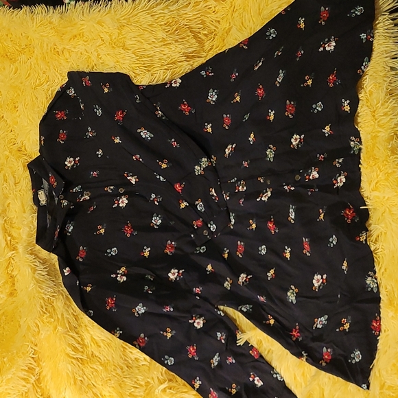 WAS  $99  EYESHADOW Floral Button Down Long Shirt Dress - Picture 5 of 12